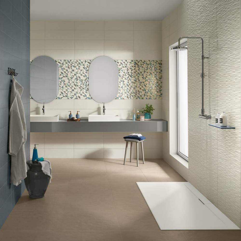 WATERFALL SPLASH WHITE RET (1 сорт)