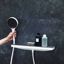 Шланговое подключение Hansgrohe Rainfinity Porter 500 R 26858700 с полкой и держателем для душа, белый матовый, фото №3