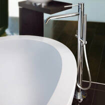 Смеситель для ванны Paffoni Light LIG 032 CR с душевым набором напольный хром, фото №1