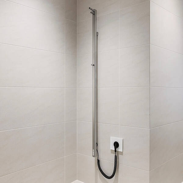 Полотенцесушитель электрический Mario Ray Cubo-I 1500x30/130 TR 1500х30 мм полированная нержавеющая сталь 50 Вт, фото 1