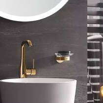 Тримач для склянки чи мильниці Grohe Essentials 40369GN1 брашоване золото, фото №1
