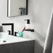Дозатор для жидкого мыла Hansgrohe AddStoris 41745670 с черным матовым держателем, фото №1