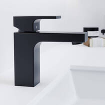 Змішувач для раковини Hansgrohe Vernis Shape 71569670 чорний матовий, фото №3