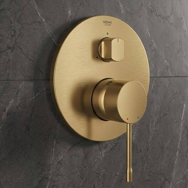 Змішувач прихованого монтажу для ванни/душу Grohe Essence 24092GN1