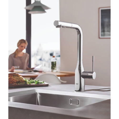 Змішувач для кухні Grohe Essence 30504000 з висувним дворежимним виливом, фото 5