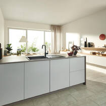 Змішувач для кухні Grohe Eurosmart 305672430 чорний матовий, фото №4
