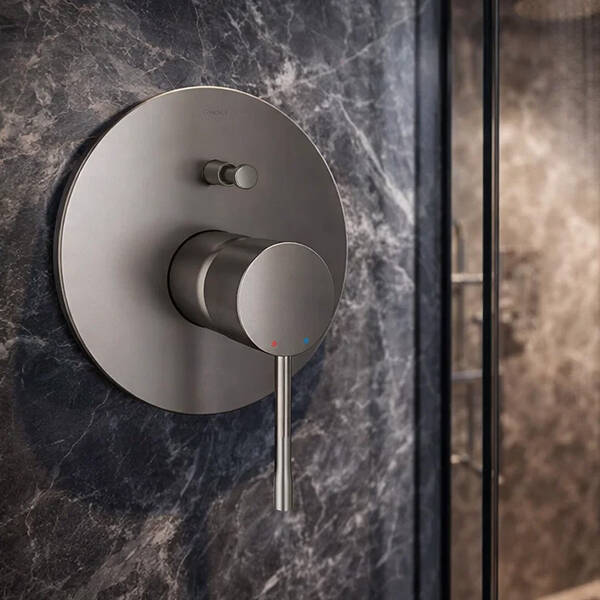 Смеситель скрытого монтажа для ванны/душа Grohe Essence 19285AL1 графит темный матовый, фото 1