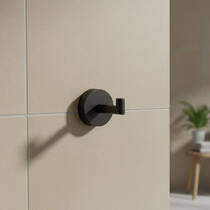 Крючок Bossini Tondo V50106 одинарный черный матовый, фото №1