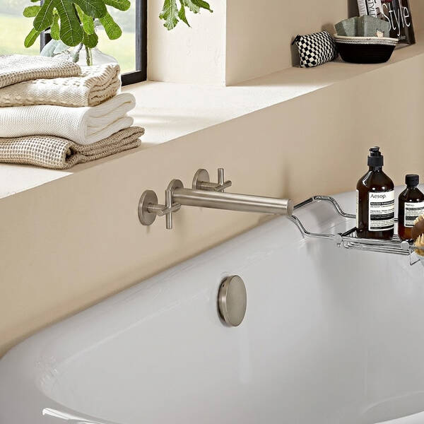 Вилив для ванни Villeroy&Boch Loop&Friends TVT10650515364 нікель матовий