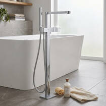 Змішувач для ванни Grohe Plus 23846004 підлоговий з душовим набором хром, фото №1
