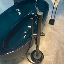 Смеситель для ванны Paffoni Light LIG032NO+LIG030 напольный с душевым набором, черный матовый, фото №5