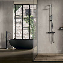 Смеситель для ванны Paffoni Light LIG032NO+LIG030 напольный с душевым набором, черный матовый, фото №4