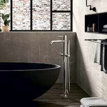 Змішувач для ванни Paffoni Light LIG032CR+LIG030 підлоговий з душовим набором, хром