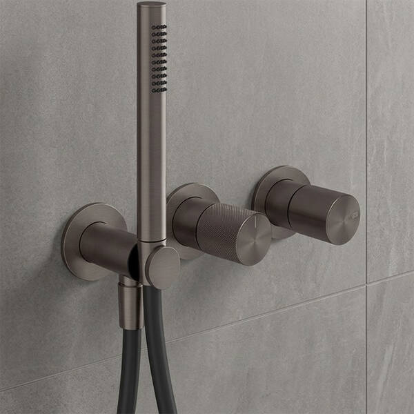 Змішувач прихованого монтажу для душу Gessi Diamantato 70638-707 з душовим набором чорний метал матовий, фото 1